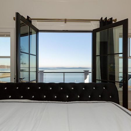 Luxury Oceanfront Bayside Jewel Villa Quincy Bagian luar foto