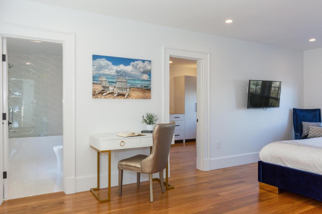 Luxury Oceanfront Bayside Jewel Villa Quincy Bagian luar foto