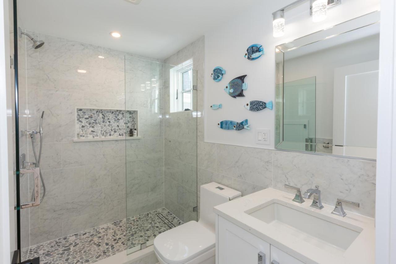 Luxury Oceanfront Bayside Jewel Villa Quincy Bagian luar foto