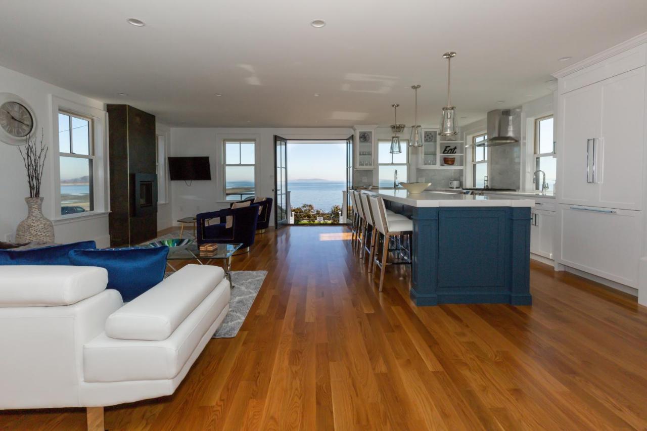 Luxury Oceanfront Bayside Jewel Villa Quincy Bagian luar foto