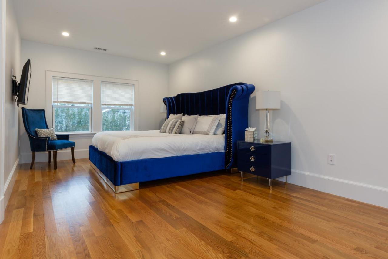 Luxury Oceanfront Bayside Jewel Villa Quincy Bagian luar foto